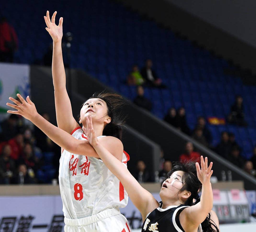 国青女篮挑战赛集锦冉珂嘉23+17，中国大胜塞尔维亚
