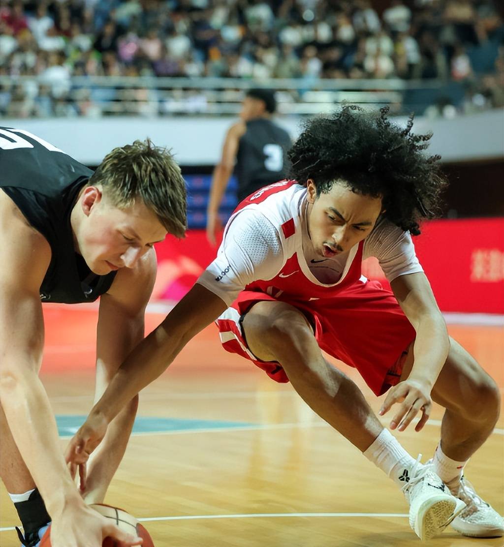 FIBA晒张博源赛场瞬间：期待中国U19男篮在世界杯有精彩表现的简单介绍