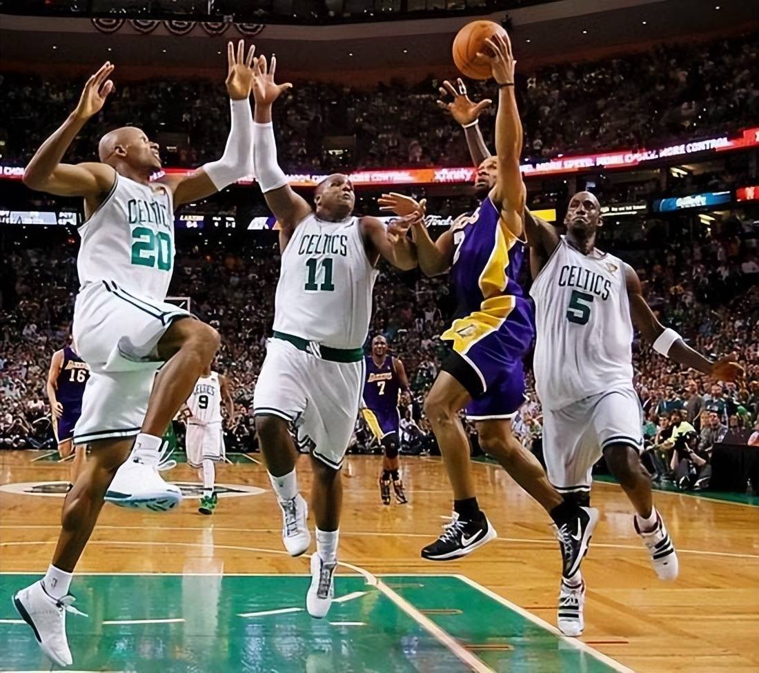 NBA常规赛季后赛赛程出炉，球迷们期待着精彩对抗的简单介绍
